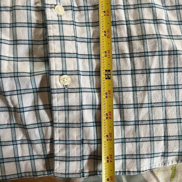 L.L. Bean Men's Slightly Fitted Cotton Long-Sleeve Plaid Button Shirt Medium - Picture 6 of 6